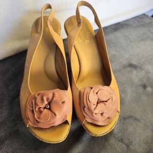 Kork-Ease IRENE Peep‎ Toe Wedge Sandal Tan Leather  pink Flower Womens Size 8